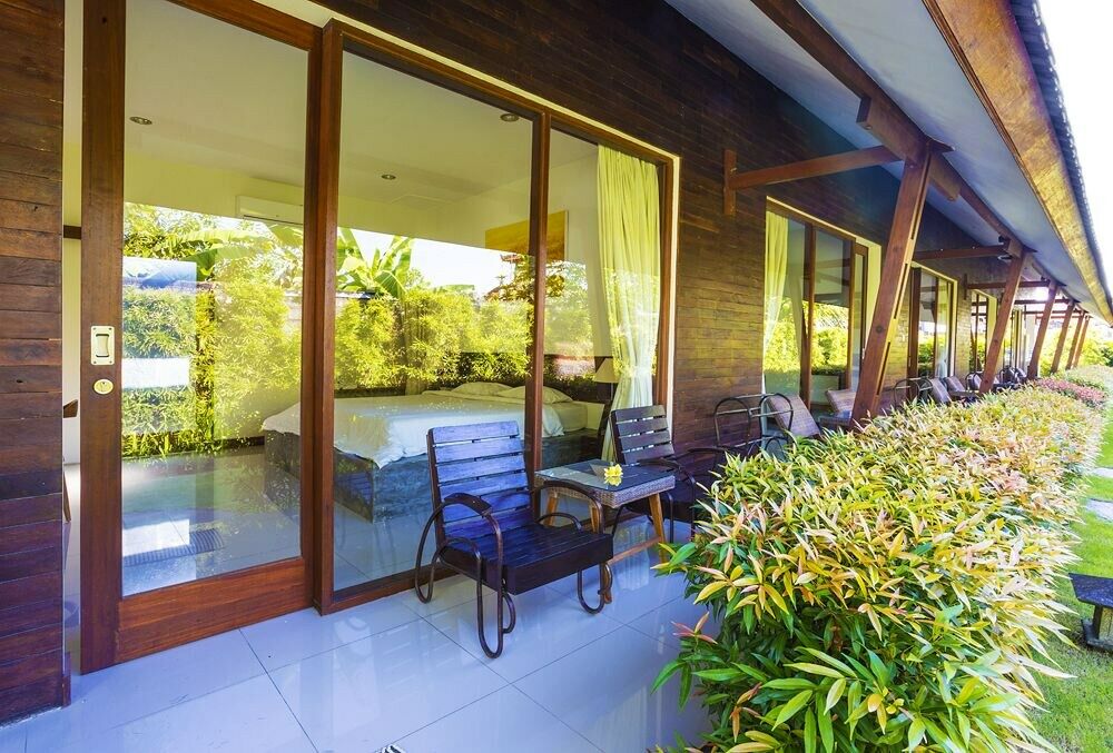 Big Brother Surf Inn Canggu Eksteriør billede